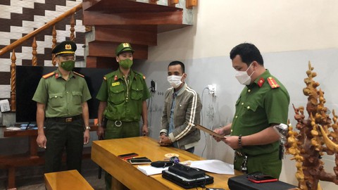Triệt phá đường dây cá độ bóng đá tiền tỉ, bắt giữ 13 con bạc - Ảnh 1. Triệt phá đường dây cá độ bóng đá tiền tỉ, bắt giữ 13 con bạc - Ảnh 1.