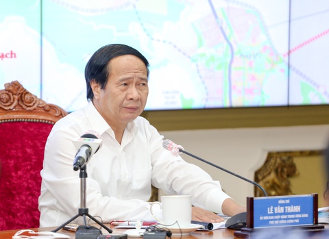 Chủ tịch UBND TP.HCM: Đầu tư cho vành đai 3 như chăm sóc cho con gà đẻ trứng vàng - Ảnh 3. Chủ tịch UBND TP.HCM: Đầu tư cho vành đai 3 như chăm sóc cho con gà đẻ trứng vàng - Ảnh 3.