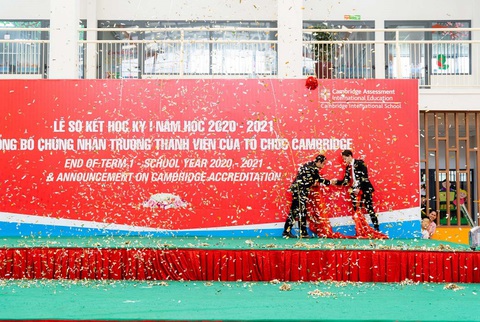 Nhìn lại một năm ghi dấu ấn của Royal School - Ảnh 2. Nhìn lại một năm ghi dấu ấn của Royal School - Ảnh 2.