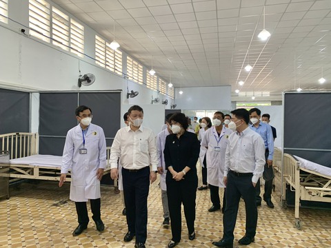 Quận Phú Nhuận tái lập Bệnh viện điều trị COVID-19, kết hợp đông - tây y - Ảnh 2. Quận Phú Nhuận tái lập Bệnh viện điều trị COVID-19, kết hợp đông - tây y - Ảnh 2.