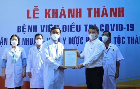 Quận Phú Nhuận tái lập Bệnh viện điều trị COVID-19, kết hợp đông - tây y - Ảnh 1. Quận Phú Nhuận tái lập Bệnh viện điều trị COVID-19, kết hợp đông - tây y - Ảnh 1.