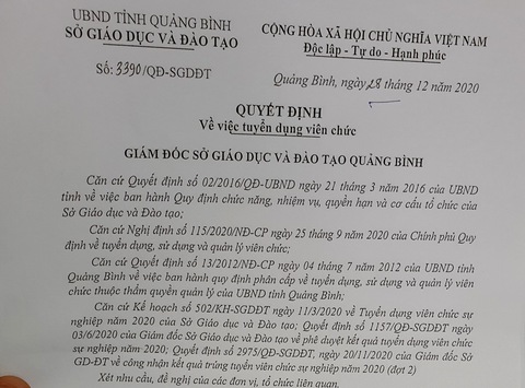 Thu hồi 8 quyết định tuyển dụng sai do giám đốc sở tự ký - Ảnh 1. Thu hồi 8 quyết định tuyển dụng sai do giám đốc sở tự ký - Ảnh 1.