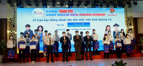 150 tân sinh viên nghèo Quảng Trị Cùng Tuổi Trẻ vượt COVID đến giảng đường - Ảnh 1. 150 tân sinh viên nghèo Quảng Trị Cùng Tuổi Trẻ vượt COVID đến giảng đường - Ảnh 1.