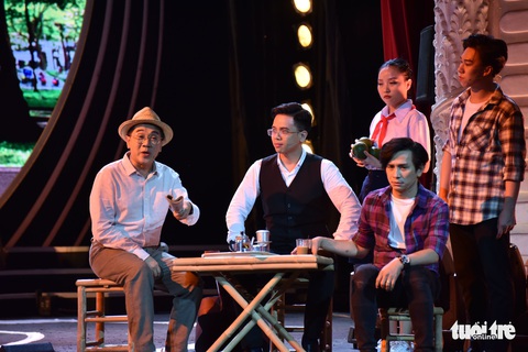 Ê kíp Song Lang tặng hết tiền thưởng cho nghệ sĩ bị ảnh hưởng bởi COVID-19 - Ảnh 1. Ê kíp Song Lang tặng hết tiền thưởng cho nghệ sĩ bị ảnh hưởng bởi COVID-19 - Ảnh 1.