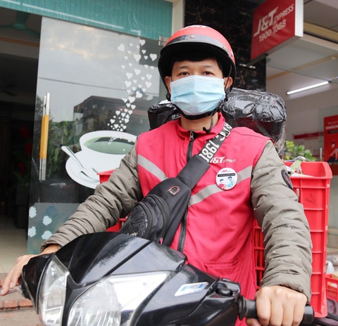 J&T Express tích cực tổ chức chương trình khuyến mãi cuối năm - Ảnh 2. J&T Express tích cực tổ chức chương trình khuyến mãi cuối năm - Ảnh 2.