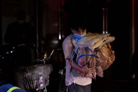 Cháy chợ vải Ninh Hiệp, Hà Nội - Ảnh 3. Cháy chợ vải Ninh Hiệp, Hà Nội - Ảnh 3.