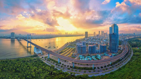 Ngắm ảnh Đà Nẵng lột xác thần kỳ thành đô thị hiện đại sau 25 năm trực thuộc trung ương - Ảnh 16. Ngắm ảnh Đà Nẵng lột xác thần kỳ thành đô thị hiện đại sau 25 năm trực thuộc trung ương - Ảnh 16.
