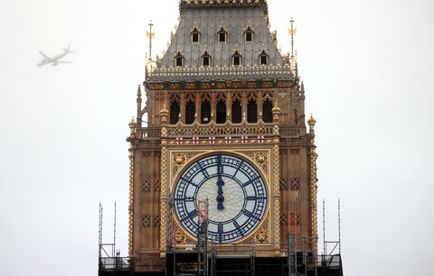 Đồng hồ Big Ben sẽ đổ chuông lần đầu tiên sau 4 năm sửa chữa - Ảnh 1. Đồng hồ Big Ben sẽ đổ chuông lần đầu tiên sau 4 năm sửa chữa - Ảnh 1.
