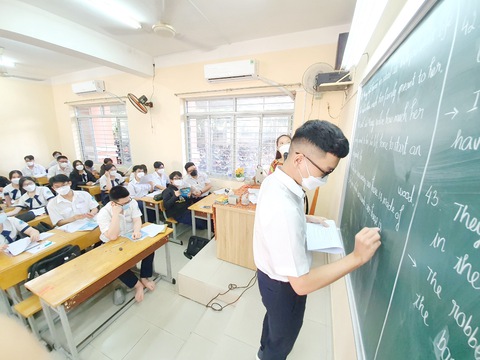 Sẵn sàng đón thêm học sinh đến trường - Ảnh 1. Sẵn sàng đón thêm học sinh đến trường - Ảnh 1.