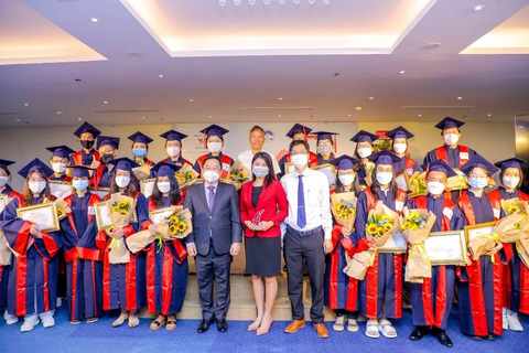 Nâng bước tương lai cùng chuỗi hoạt động cho sinh viên tại VUS - Ảnh 1. Nâng bước tương lai cùng chuỗi hoạt động cho sinh viên tại VUS - Ảnh 1.