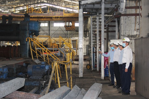 Tăng cường phối hợp thực hiện hiệu quả công tác an toàn vệ sinh lao động trong sản xuất - Ảnh 1. Tăng cường phối hợp thực hiện hiệu quả công tác an toàn vệ sinh lao động trong sản xuất - Ảnh 1.