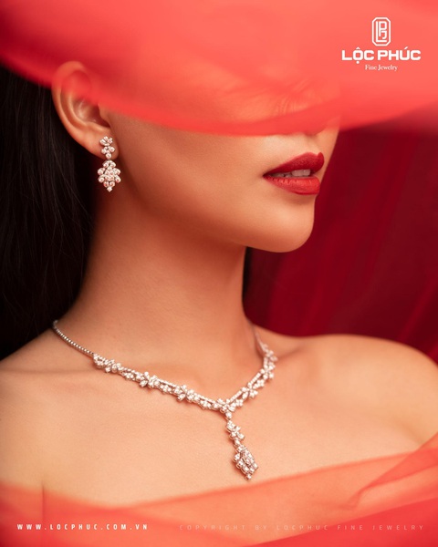 Khai trương showroom trang sức cao cấp Lộc Phúc Fine Jewelry 815 CMT8 - Ảnh 2. Khai trương showroom trang sức cao cấp Lộc Phúc Fine Jewelry 815 CMT8 - Ảnh 2.