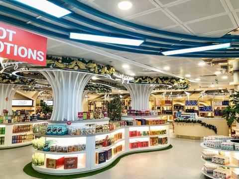 Khu mua sắm SASCO SHOP lớn nhất sân bay Tân Sơn Nhất chính thức đón khách - Ảnh 1. Khu mua sắm SASCO SHOP lớn nhất sân bay Tân Sơn Nhất chính thức đón khách - Ảnh 1.