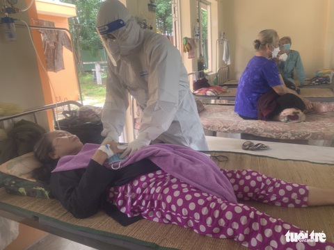 Y bác sĩ TP.HCM đi giúp miền Tây chống dịch để nói lời cảm ơn - Ảnh 1. Y bác sĩ TP.HCM đi giúp miền Tây chống dịch để nói lời cảm ơn - Ảnh 1.