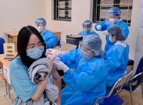 Tăng cường chi viện nhân lực, giám sát bất thường từ các ổ dịch COVID-19 - Ảnh 1. Tăng cường chi viện nhân lực, giám sát bất thường từ các ổ dịch COVID-19 - Ảnh 1.