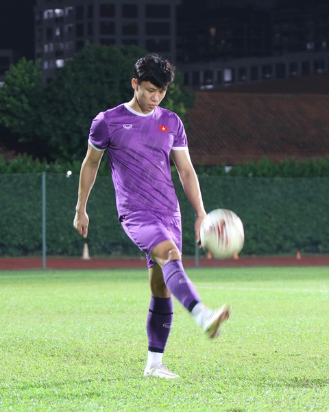 Không đá đối kháng, Quang Hải và Quế Ngọc Hải tiếp tục nghỉ tập tối 4-12 - Ảnh 3. Không đá đối kháng, Quang Hải và Quế Ngọc Hải tiếp tục nghỉ tập tối 4-12 - Ảnh 3.