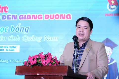 Sau này thành đạt, em muốn mở trại trẻ mồ côi để trả ơn cuộc đời - Ảnh 3. Sau này thành đạt, em muốn mở trại trẻ mồ côi để trả ơn cuộc đời - Ảnh 3.