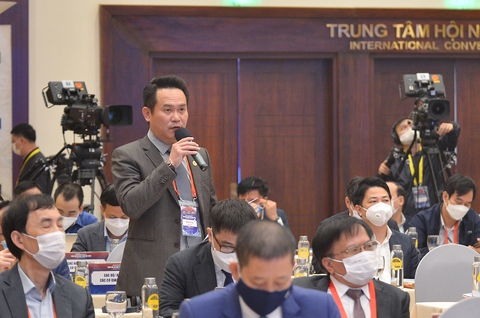 Doanh nghiệp lo tiền gói hỗ trợ kinh tế chảy vào đầu cơ bất động sản, chứng khoán - Ảnh 1. Doanh nghiệp lo tiền gói hỗ trợ kinh tế chảy vào đầu cơ bất động sản, chứng khoán - Ảnh 1.