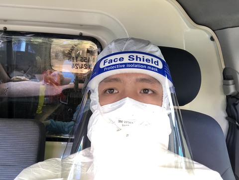 Gặp lại chàng trai lái xe cứu thương dọc dài đất nước tình nguyện hỗ trợ chống dịch - Ảnh 1. Gặp lại chàng trai lái xe cứu thương dọc dài đất nước tình nguyện hỗ trợ chống dịch - Ảnh 1.