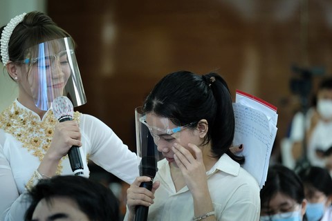 Sau này thành đạt, em muốn mở trại trẻ mồ côi để trả ơn cuộc đời - Ảnh 6. Sau này thành đạt, em muốn mở trại trẻ mồ côi để trả ơn cuộc đời - Ảnh 6.