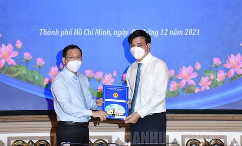 Ông Nguyễn Hoàng Anh làm phó chánh Văn phòng UBND TP.HCM - Ảnh 1. Ông Nguyễn Hoàng Anh làm phó chánh Văn phòng UBND TP.HCM - Ảnh 1.