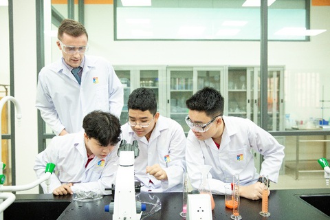 Royal School được công nhận cấp độ Cambridge IGCSE và AS/A Level - Ảnh 2. Royal School được công nhận cấp độ Cambridge IGCSE và AS/A Level - Ảnh 2.