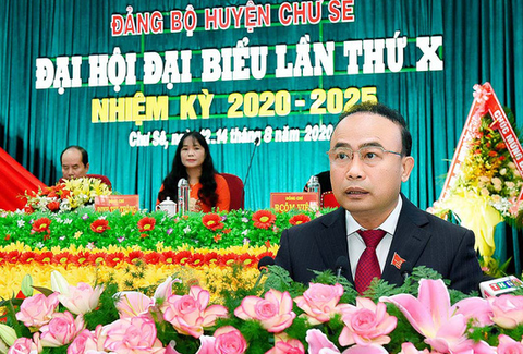 Kỷ luật bí thư, phó bí thư và nguyên chủ tịch huyện Chư Sê - Ảnh 1. Kỷ luật bí thư, phó bí thư và nguyên chủ tịch huyện Chư Sê - Ảnh 1.