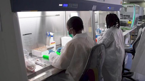 Thợ săn virus - Những người săn lùng hiểm họa - Kỳ 5: Omicron bị lật mặt thế nào? - Ảnh 2. Thợ săn virus - Những người săn lùng hiểm họa - Kỳ 5: Omicron bị lật mặt thế nào? - Ảnh 2.