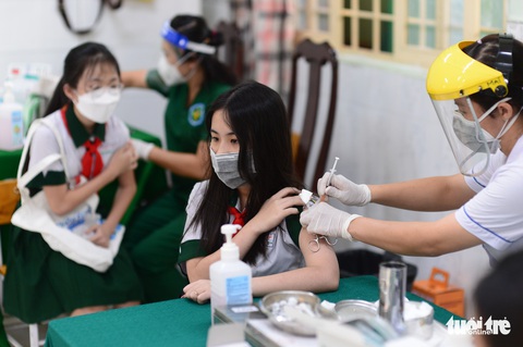Tin sáng 8-12: TP.HCM tiêm bổ sung, nhắc lại từ 10-12; thêm 25.000 liều thuốc kháng virus - Ảnh 3. Tin sáng 8-12: TP.HCM tiêm bổ sung, nhắc lại từ 10-12; thêm 25.000 liều thuốc kháng virus - Ảnh 3.