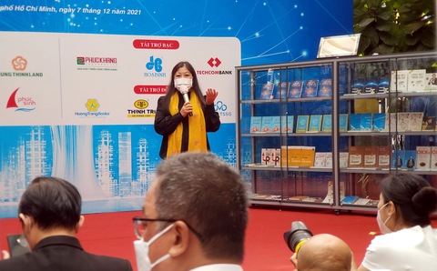 Ra mắt tủ sách Doanh nhân và khơi dậy tinh thần mở cửa tương lai - Ảnh 3. Ra mắt tủ sách Doanh nhân và khơi dậy tinh thần mở cửa tương lai - Ảnh 3.