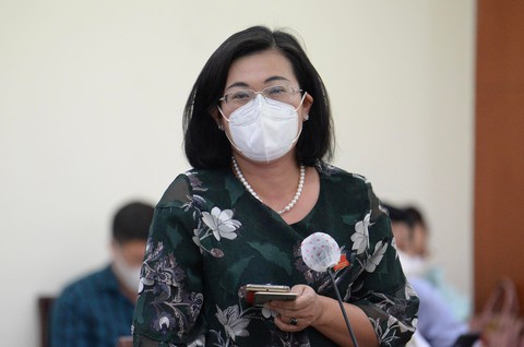 Chủ tịch UBND TP.HCM Phan Văn Mãi: Trước mắt chỉ thí điểm học trực tiếp lớp 9, 12 - Ảnh 1. Chủ tịch UBND TP.HCM Phan Văn Mãi: Trước mắt chỉ thí điểm học trực tiếp lớp 9, 12 - Ảnh 1.