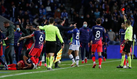 Atletico Madrid lách qua khe cửa hẹp, giành vé đi tiếp ở Champions League - Ảnh 3. Atletico Madrid lách qua khe cửa hẹp, giành vé đi tiếp ở Champions League - Ảnh 3.