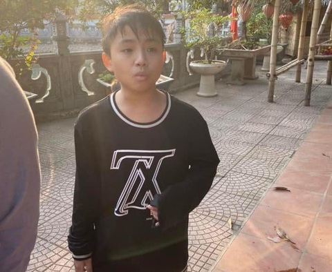 Học sinh lớp 6, dù không biết bơi, nhanh trí cứu sống bạn bị đuối nước - Ảnh 1. Học sinh lớp 6, dù không biết bơi, nhanh trí cứu sống bạn bị đuối nước - Ảnh 1.