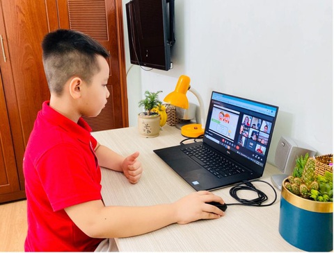 Bí quyết để Royal School có quả ngọt từ hoạt động dạy học trực tuyến - Ảnh 1. Bí quyết để Royal School có quả ngọt từ hoạt động dạy học trực tuyến - Ảnh 1.