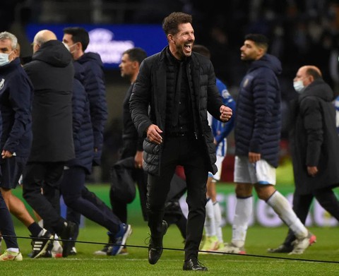 Lách khe cửa hẹp vào vòng 16 đội, HLV Simeone nói gì? - Ảnh 1.