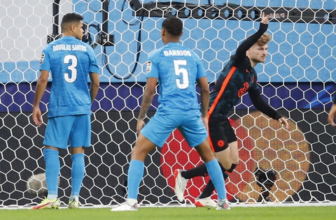 Chelsea mất ngôi đầu bảng ở phút 90+4 - Ảnh 3. Chelsea mất ngôi đầu bảng ở phút 90+4 - Ảnh 3.