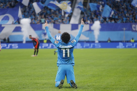 Chelsea mất ngôi đầu bảng ở phút 90+4 - Ảnh 2. Chelsea mất ngôi đầu bảng ở phút 90+4 - Ảnh 2.