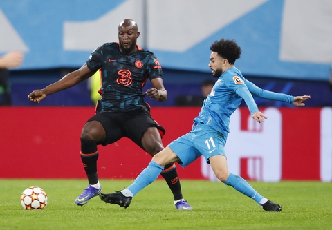 Chelsea mất ngôi đầu bảng ở phút 90+4 - Ảnh 1. Chelsea mất ngôi đầu bảng ở phút 90+4 - Ảnh 1.
