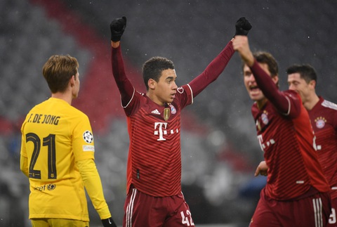 Bayern Munich đá văng Barca khỏi Champions League - Ảnh 3. Bayern Munich đá văng Barca khỏi Champions League - Ảnh 3.