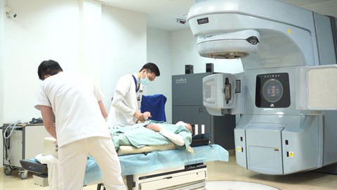 Phẫu thuật nội soi kết hợp điều trị đa mô thức - khắc tinh của ung thư thực quản - Ảnh 3. Phẫu thuật nội soi kết hợp điều trị đa mô thức - khắc tinh của ung thư thực quản - Ảnh 3.