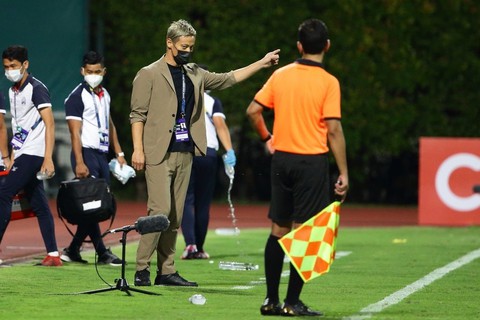 Giá trị của Keisuke Honda đang thấp hơn Quang Hải, Tiến Linh - Ảnh 1. Giá trị của Keisuke Honda đang thấp hơn Quang Hải, Tiến Linh - Ảnh 1.