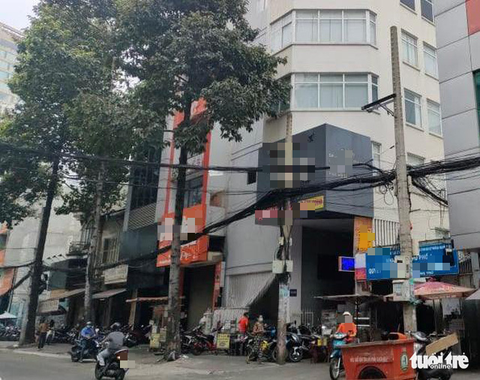 Vụ tử vong sau khi hút mỡ bụng ở quận 1: Không bằng cấp, chứng chỉ và làm chui - Ảnh 1. Vụ tử vong sau khi hút mỡ bụng ở quận 1: Không bằng cấp, chứng chỉ và làm chui - Ảnh 1.