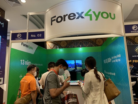 Tưởng ngon ăn, rủ người thân chơi forex rồi sập bẫy - Ảnh 1. Tưởng ngon ăn, rủ người thân chơi forex rồi sập bẫy - Ảnh 1.