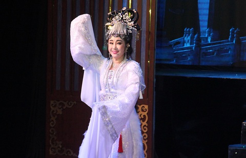 Cải lương tết chờ gặp khán giả - Ảnh 1. Cải lương tết chờ gặp khán giả - Ảnh 1.