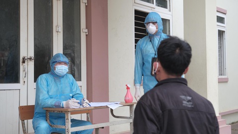 Phát hiện thêm 2 ca nhiễm COVID-19, Mê Linh phong tỏa một thôn - Ảnh 4. Phát hiện thêm 2 ca nhiễm COVID-19, Mê Linh phong tỏa một thôn - Ảnh 4.