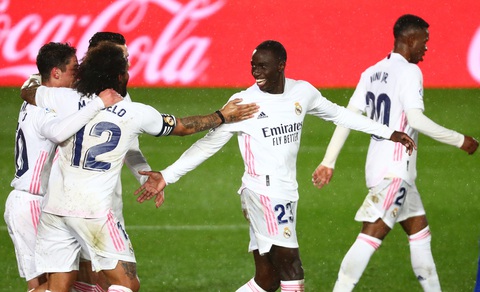 Điểm tin thể thao sáng 10-2: Cầu thủ trẻ của Arsenal bị điều tra vì phát tán clip nhạy cảm - Ảnh 1. Điểm tin thể thao sáng 10-2: Cầu thủ trẻ của Arsenal bị điều tra vì phát tán clip nhạy cảm - Ảnh 1.