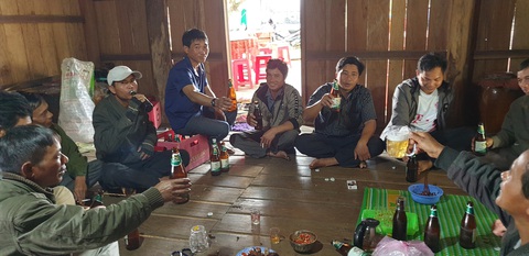 Tết về, người Ê Đê đốt bò mừng tuổi mẹ - Ảnh 2. Tết về, người Ê Đê đốt bò mừng tuổi mẹ - Ảnh 2.