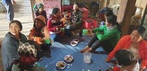 Tết về, người Ê Đê đốt bò mừng tuổi mẹ - Ảnh 3. Tết về, người Ê Đê đốt bò mừng tuổi mẹ - Ảnh 3.
