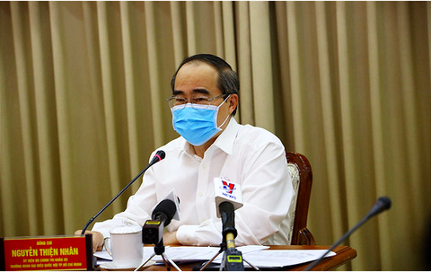 Phó thủ tướng Vũ Đức Đam: Lo ngại có ổ dịch khác tại TP.HCM chưa được phát hiện - Ảnh 2. Phó thủ tướng Vũ Đức Đam: Lo ngại có ổ dịch khác tại TP.HCM chưa được phát hiện - Ảnh 2.