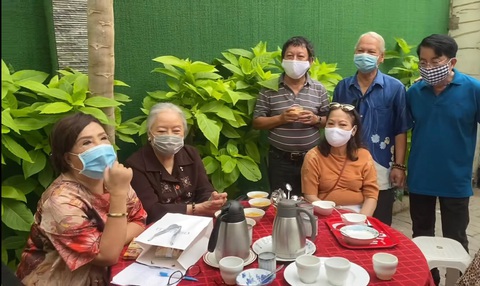 Lệ Thủy hủy cuộc hẹn thâm tình mùng 2 hằng năm vì COVID-19, trao quà cận Tết - Ảnh 4. Lệ Thủy hủy cuộc hẹn thâm tình mùng 2 hằng năm vì COVID-19, trao quà cận Tết - Ảnh 4.